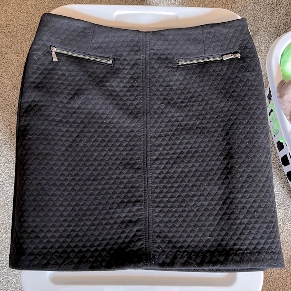 Laundry By Shelli Segal quilted black miniskirt